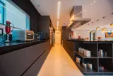 Casa de Esquina Totalmente Mobiliada à Venda no Tamboré 11 — Foto #28