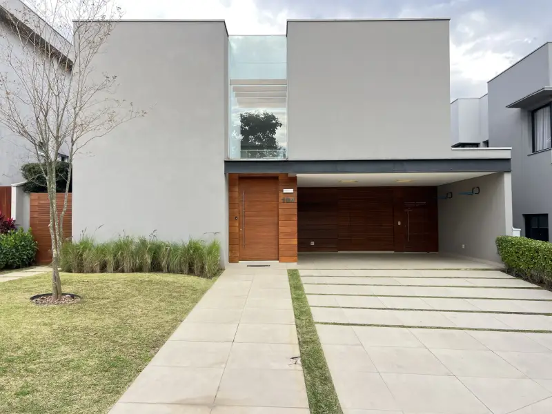 Casa Contemporânea e Mobiliada à Venda no Vila Solaia
