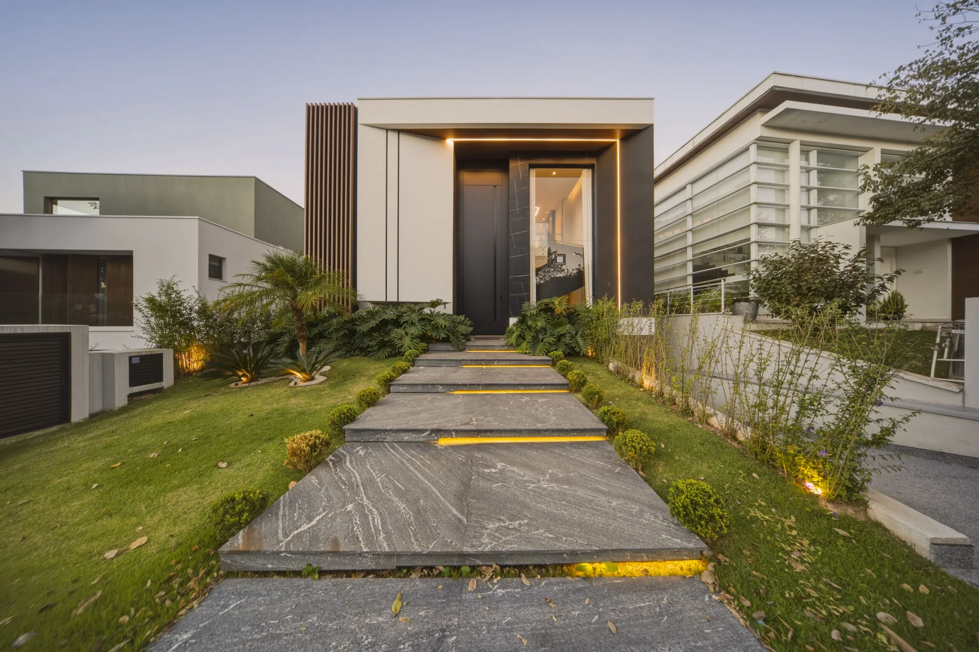 Casa de Luxo Contemporâneo à Venda no Tamboré 11