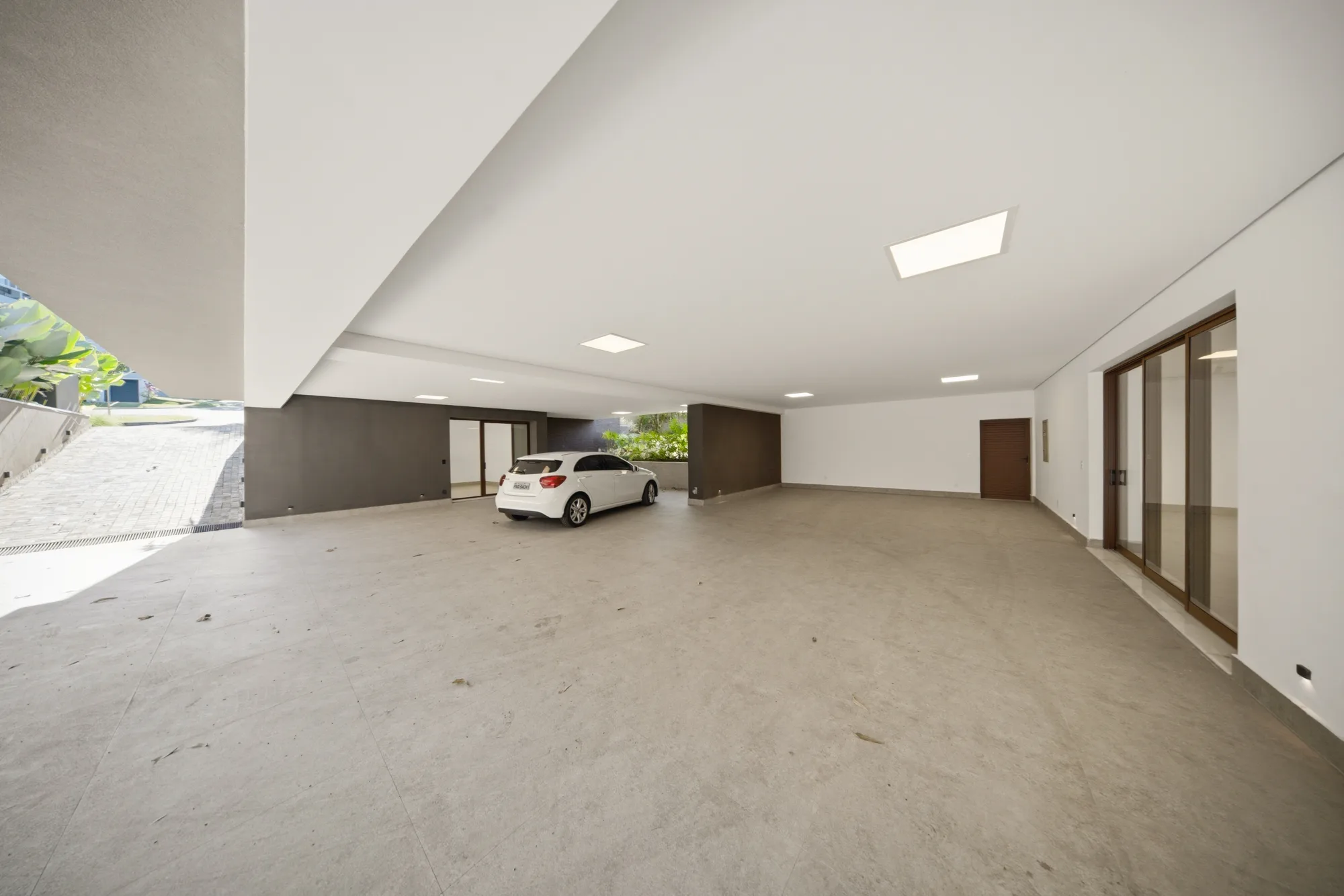 Mansão Nova e de Padrão Triple A à Venda no Tamboré 11 — Foto #53