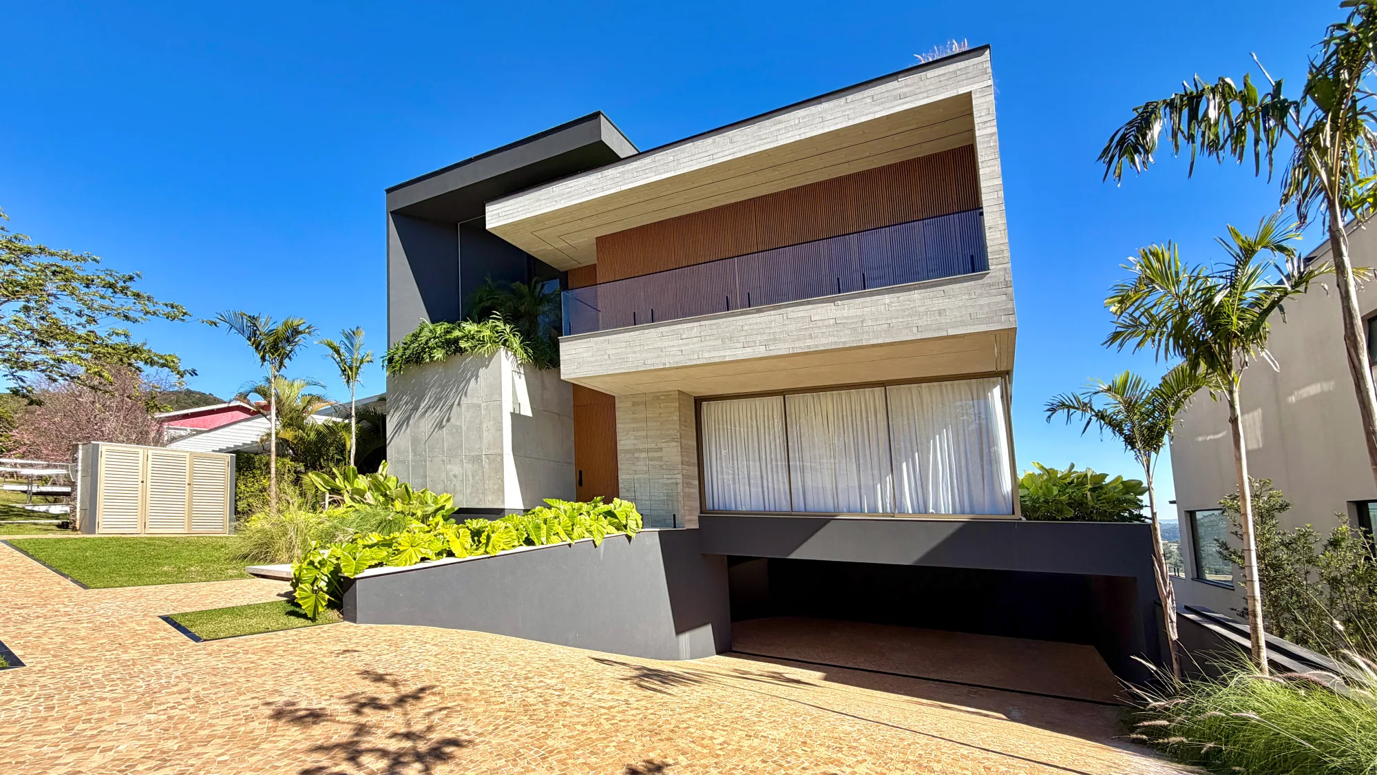 Casa Nova de Padrão AAA à Venda no Gênesis II, Alphaville — Foto #4