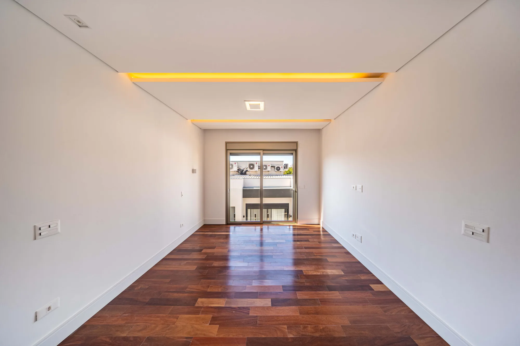 Mansão Madri à Venda no Residencial Alphaville 1 — Foto #37