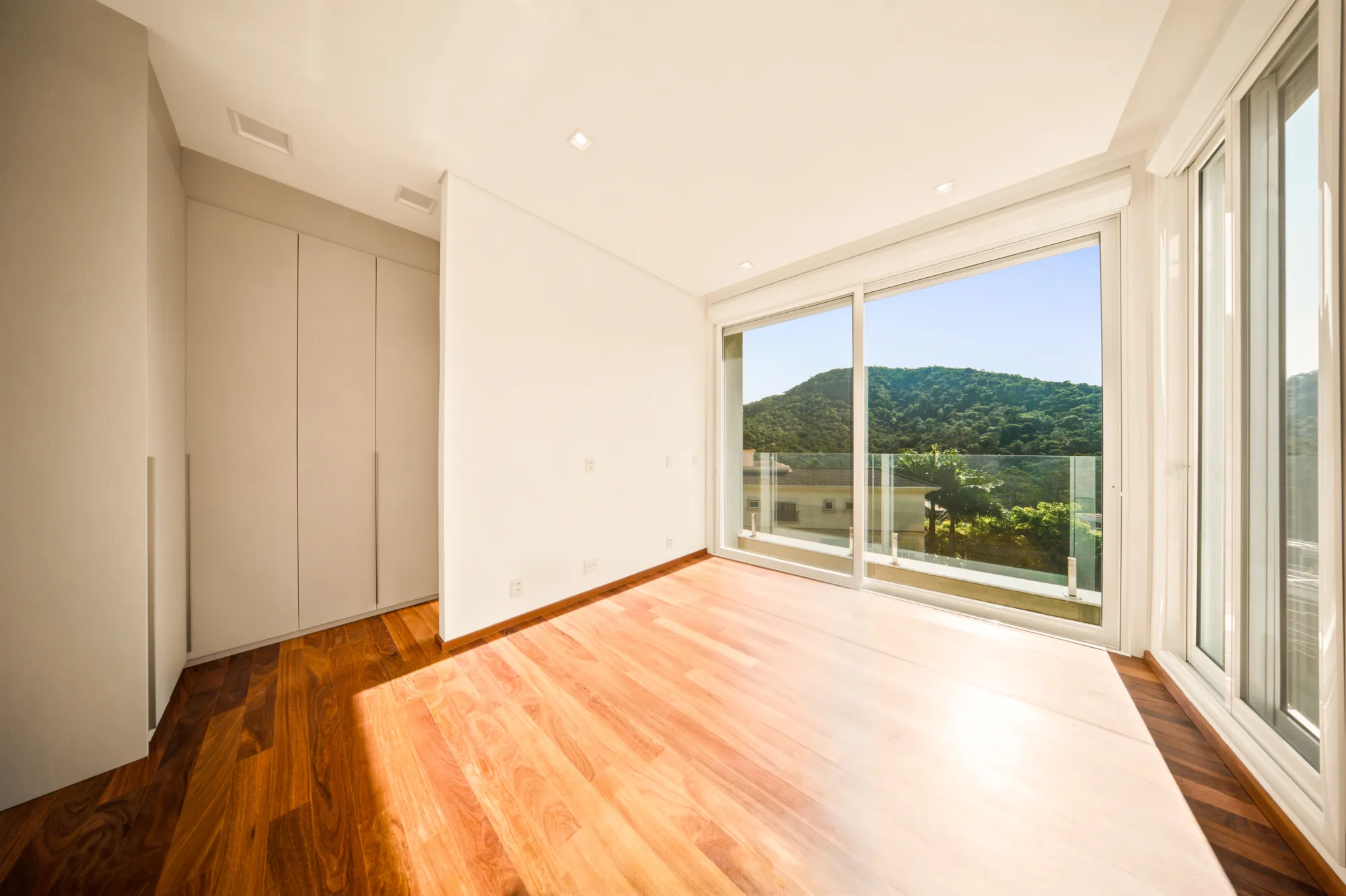 Casa de Alto Padrão à Venda no Tamboré 10 — Foto #36