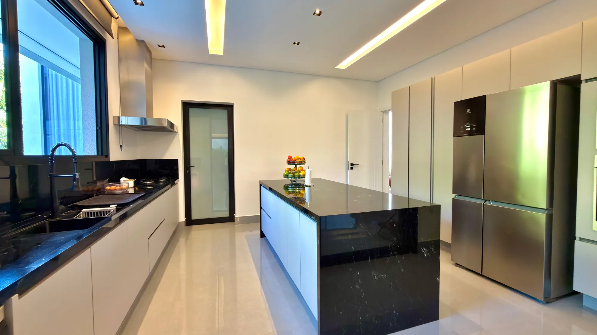 Mansão de Luxo à Venda no Tamboré 2 — Foto #49