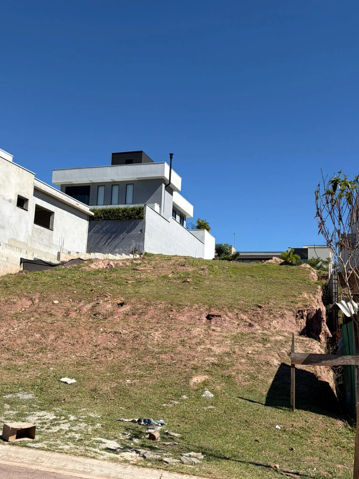 Terreno à Venda no Condomínio Residencial Itahyê — Foto #3