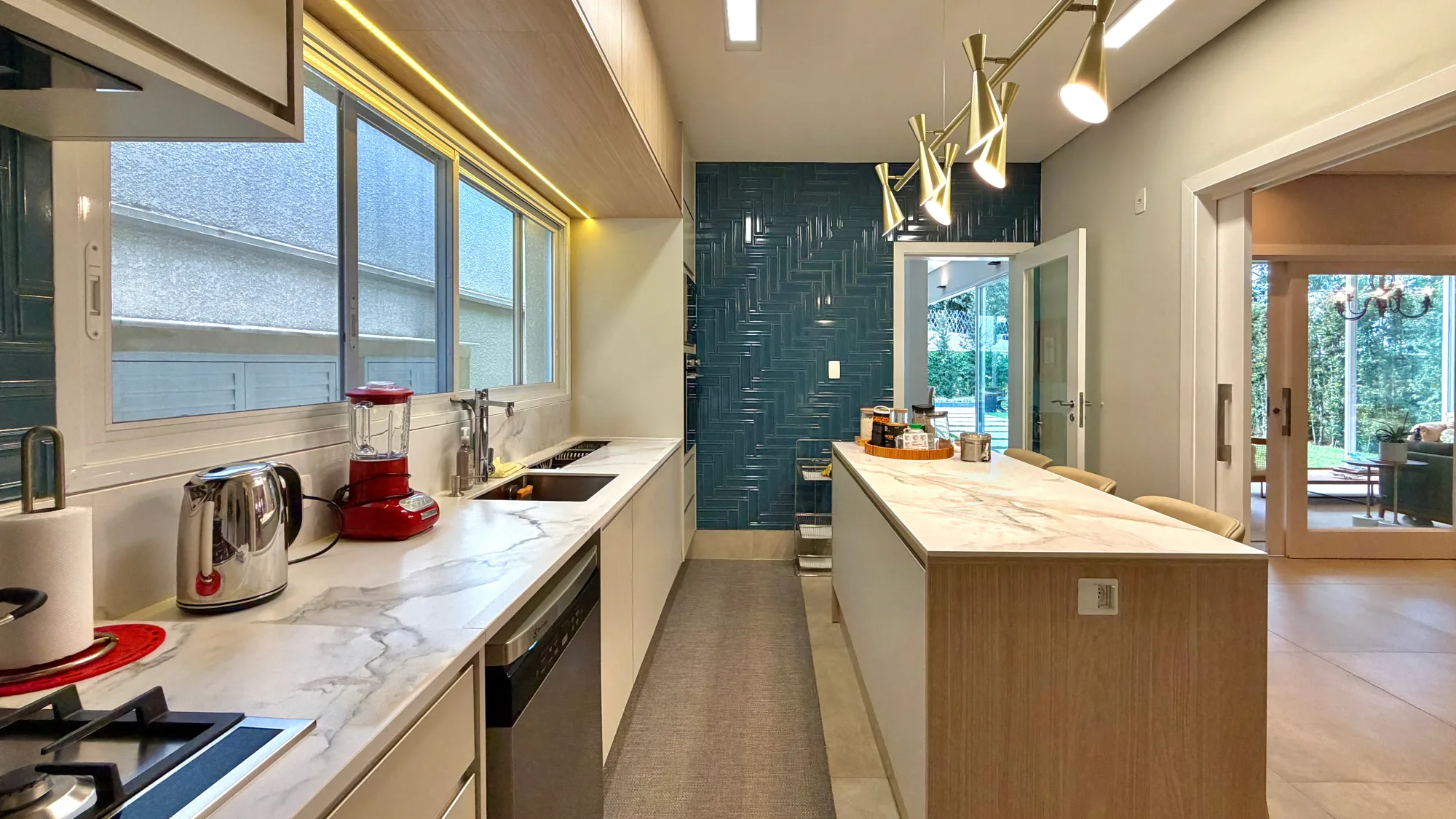 Casa de Alto Padrão à Venda no Tamboré 11 — Foto #5