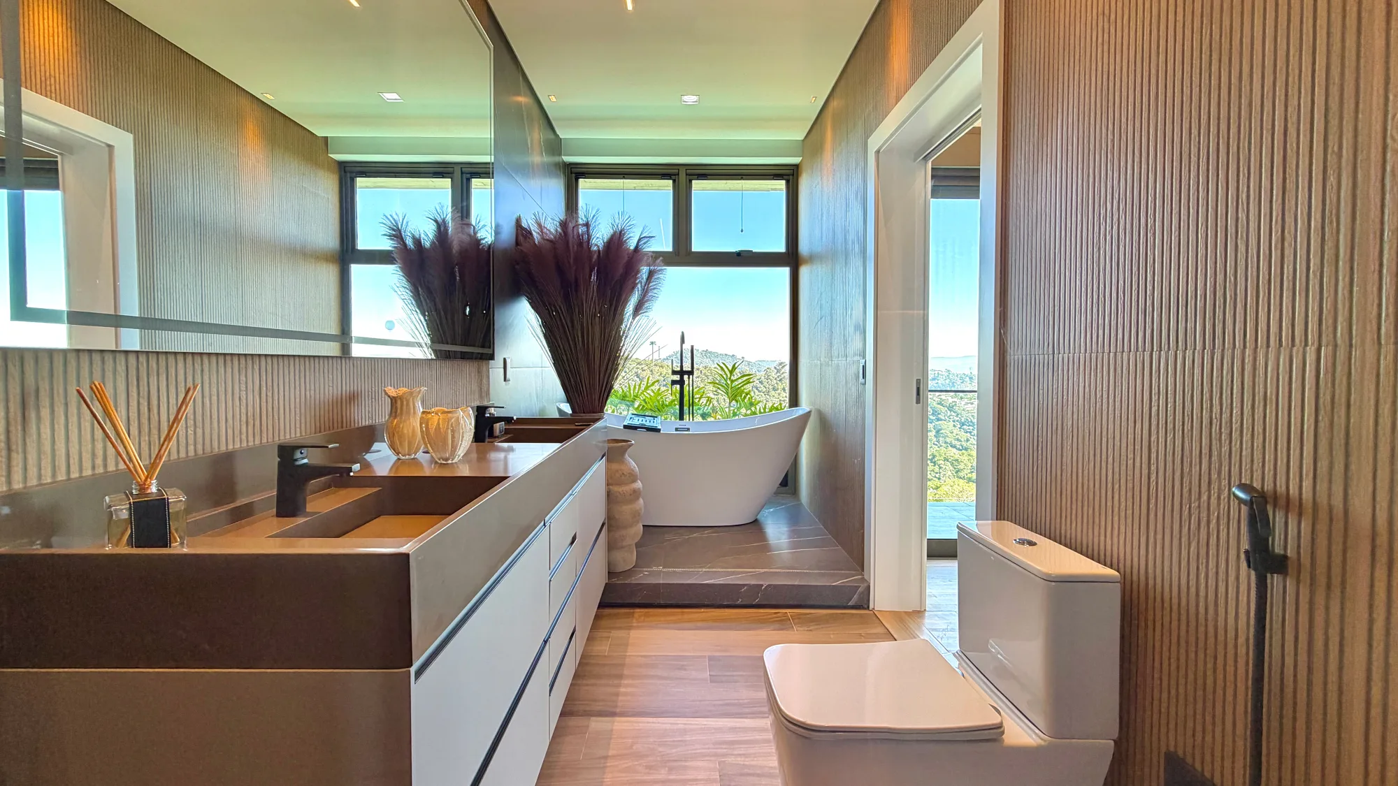 Casa Nova de Padrão AAA à Venda no Gênesis II, Alphaville — Foto #10